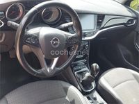 Usado Opel Astra Excellence 150 CV (110 kW) 2018 Gris / plata Familiar