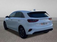 Usado Kia Ceed 101 CV (74 kW) 2025 Blanco Utilitario