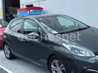 Usado Peugeot 208 Allure 82 CV (60 kW) 2016 Gris / plata Utilitario