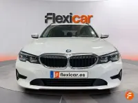 Usado BMW 318 150 CV (110 kW) 2020 Blanco Familiar