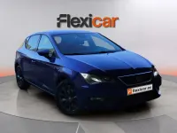 Usado Seat Leon Style 130 CV (95 kW) 2019 Azul Berlina