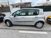 Usado Renault Modus 80 CV (58 kW) 2006 Gris / plata Monovolumen