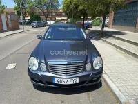 Usado Mercedes E220 170 CV (125 kW) 2008 Gris / plata Berlina