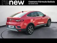 Usado Renault Arkana Zen 145 CV (106 kW) 2021 Rojo SUV
