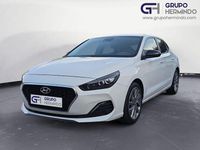Usado Hyundai i30 Style 140 CV (102 kW) 2020 Blanco Berlina