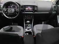 Usado Skoda Karoq Selection 150 CV (110 kW) 2025 Gris / plateado SUV