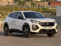 Usado Peugeot 2008 Active 100 CV (73 kW) 2024 Blanco SUV