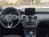 Usado Mercedes CLA200 Shooting Brake Urban 136 CV (100 kW) 2017 Blanco Familiar
