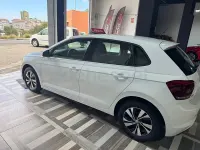 Usado VW Polo Advance 95 CV (69 kW) 2019 Blanco Utilitario