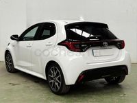Usado Toyota Yaris Hybrid Style 116 CV (85 kW) 2021 Blanco Berlina