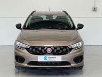 Usado Fiat Tipo Lounge 95 HP (69 kW) 2018 Bege Carrinha