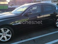 Usado Jaguar XE 180 CV (132 kW) 2015 Negro Berlina