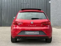 Usado Seat Leon FR 184 CV (135 kW) 2017 Rojo Utilitario