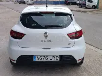 Usado Renault Clio IV Business 75 CV (55 kW) 2017 Blanco Berlina