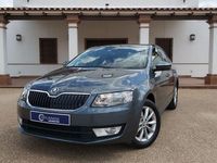 Usado Skoda Octavia Ambition 105 CV (77 kW) 2015 Gris / plata Utilitario