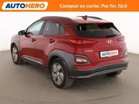 Usado Hyundai Kona Style 150 kW (204 CV) 2020 Rojo SUV