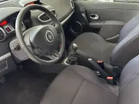 Usado Renault Clio II Authentique 75 CV (55 kW) 2008 Beige Berlina