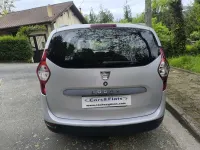 Usado Dacia Lodgy Lauréate 116 CV (85 kW) 2016 Plateado Monovolumen