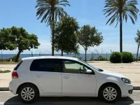 Usado VW Golf VI Advance 105 CV (77 kW) 2009 Blanco Berlina