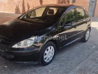 Usado Peugeot 307 110 CV (80 kW) 2006 Negro Berlina
