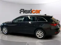 Usado Seat Leon FR 116 CV (85 kW) 2025 Negro Berlina