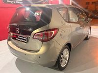 Usado Opel Meriva Excellence 140 CV (102 kW) 2015 Gris / plata Monovolumen