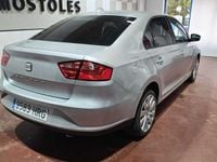 Usado Seat Toledo Style 105 CV (77 kW) 2013 Gris Utilitario