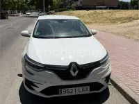 Usado Renault Mégane II Zen 115 CV (84 kW) 2021 Blanco Berlina