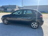 Usado Seat Ibiza Stella 75 CV (55 kW) 2004 Negro Utilitario