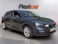 Usado Seat Leon Style 131 CV (96 kW) 2023 Gris Berlina