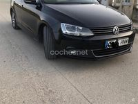 Usado VW Jetta Advance 140 CV (102 kW) 2013 Negro Berlina