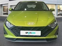 Usado Hyundai i20 101 CV (74 kW) 2024 Amarillo Utilitario