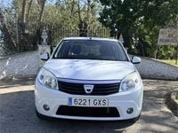 Usado Dacia Sandero Ambiance 75 CV (55 kW) 2010 Blanco Berlina