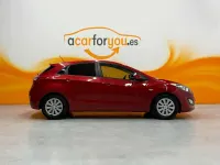 Usado Hyundai i30 101 CV (74 kW) 2016 Rojo Utilitario