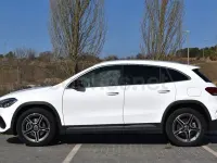 Usado Mercedes GLA250 AMG line 218 CV (160 kW) 2023 Blanco SUV