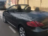 Usado Peugeot 307 CC 110 CV (80 kW) 2007 Verde Descapotable