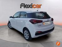 Begagnad Hyundai i20 75 HK (55 kW) 2018 Vit