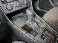 Usado Seat Leon Style 130 CV (95 kW) 2018 Rojo Familiar