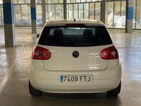 Usado VW Golf V GT 140 CV (102 kW) 2007 Blanco Berlina