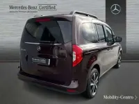 Usado Mercedes EQT200 2023 Rojo Monovolumen