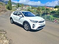 Usado Kia Stonic 84 CV (61 kW) 2023 Blanco SUV