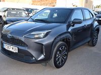 Usado Toyota Yaris Cross Active 116 CV (85 kW) 2024 Gris / plata SUV