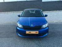 Usado Skoda Fabia Active 60 CV (44 kW) 2016 Azul Berlina