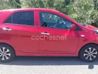Usado Kia Picanto 66 CV (48 kW) 2016 Rojo Utilitario