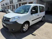 Usado Renault Kangoo 95 CV (69 kW) 2021 Blanco Monovolumen