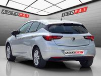 Usado Opel Astra Ultimate 122 CV (89 kW) 2021 Plateado Utilitario