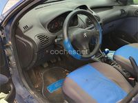 Usado Peugeot 206 90 CV (66 kW) 2000 Azul Berlina