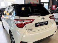 Usado Toyota Yaris 111 CV (81 kW) 2018 Blanco Berlina