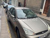 Usado Ford Focus Ambiente 100 CV (73 kW) 2003 Gris / plata Berlina