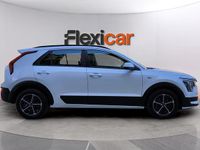 Usado Kia Niro 141 CV (103 kW) 2023 Blanco SUV